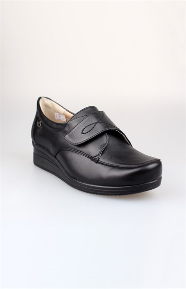 EDİK Günlük Ve Anne Için Ayakkabı Hakiki Deri Astar Topuk Yastıklı Sistem C151 Siyah