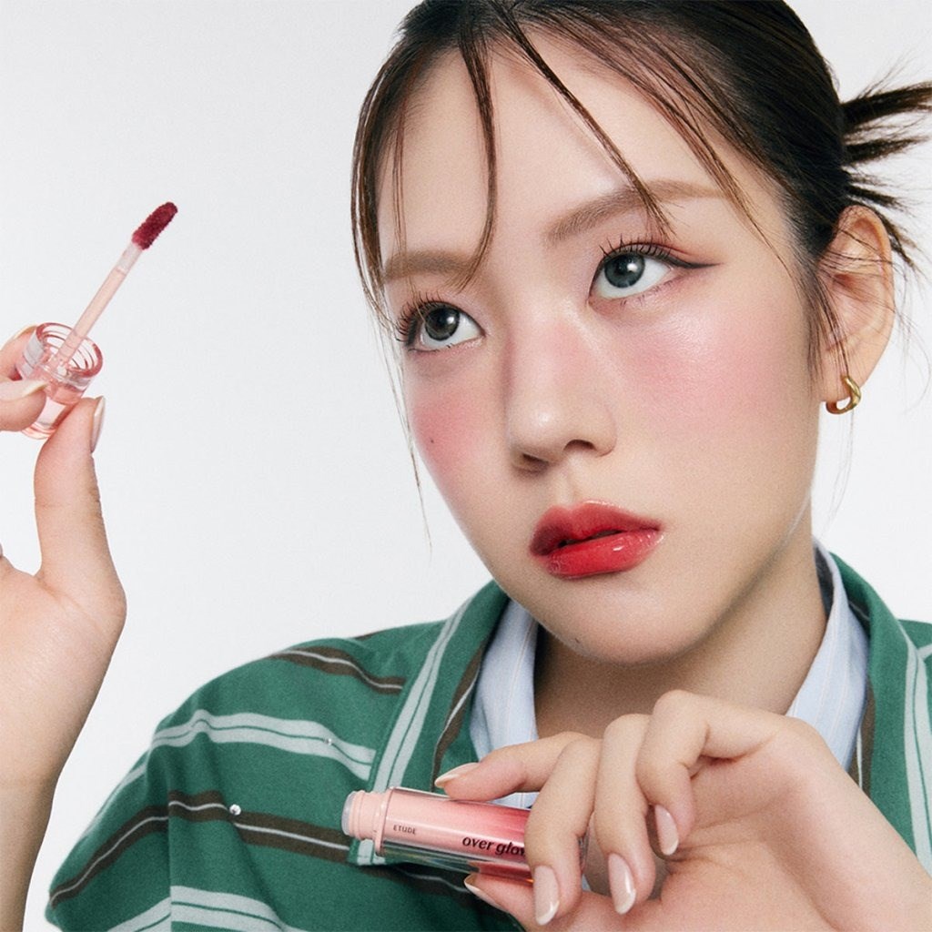 Etude Not Bad Overglowy Tint - Parlak Hacimli Dudak Tint Baddie Beige