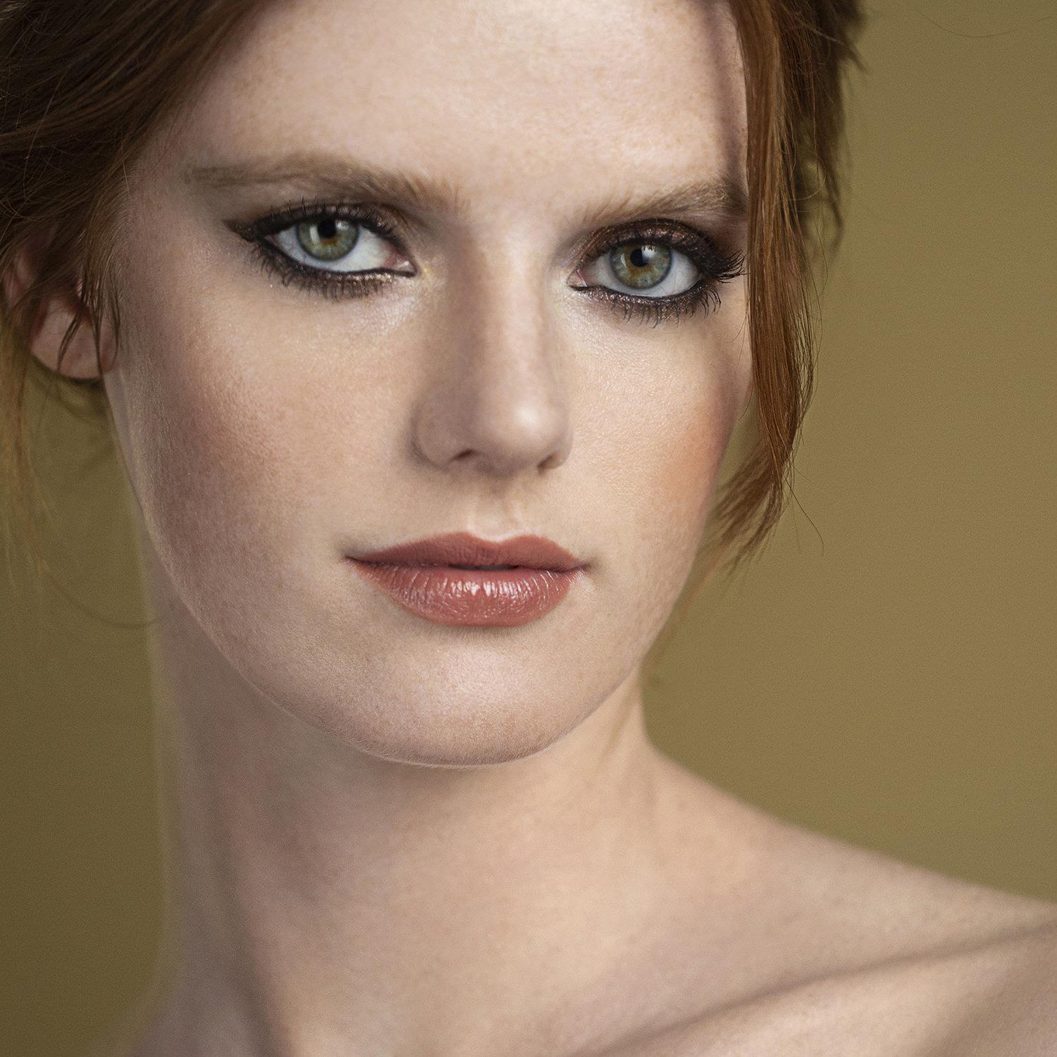 PHYTO-LIP TWIST N°9 CHESTNUT  2.5 GR