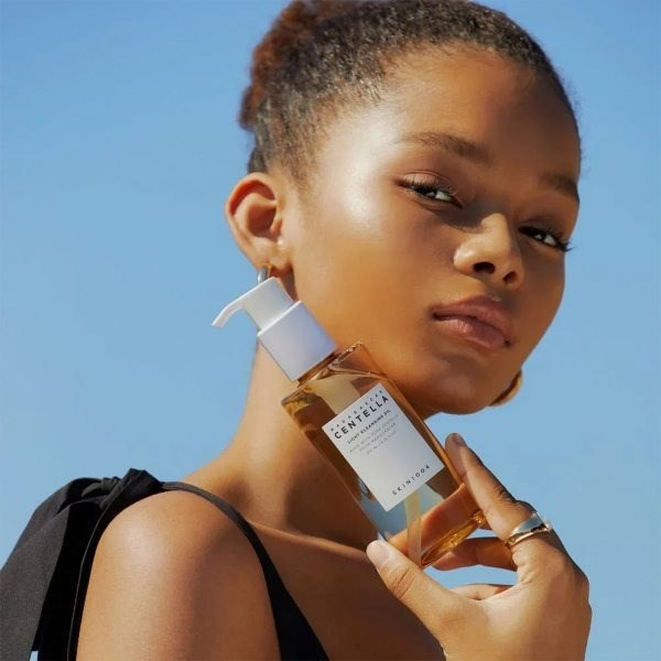 Skin1004 Centella Cleansing Oil - Yağ Bazlı Temizleyici 200 ml