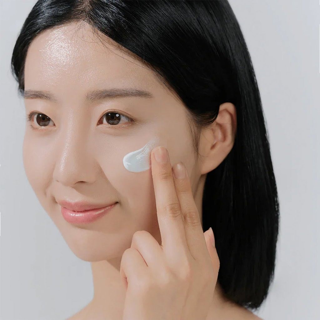 Skin1004 Hyalu - Cica Sun - SPF50 Hafif Güneş 50 ml