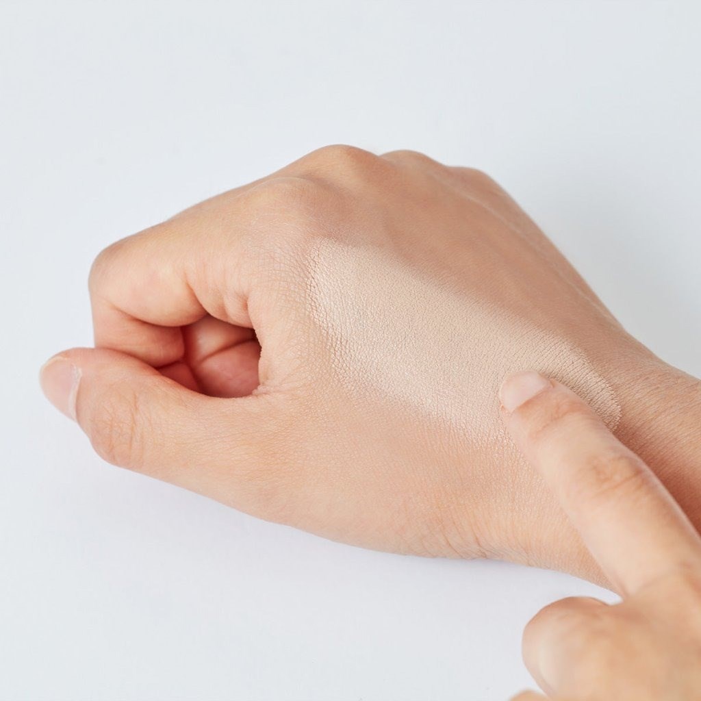 The Saem Hydrating Water Foundation - Kuru Cilt Su Bazlı Fondöten Natural Beige