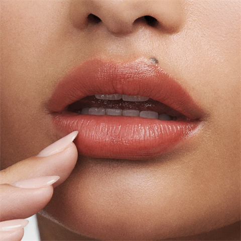 The Tinted Lip Balm Shade 3 4 g