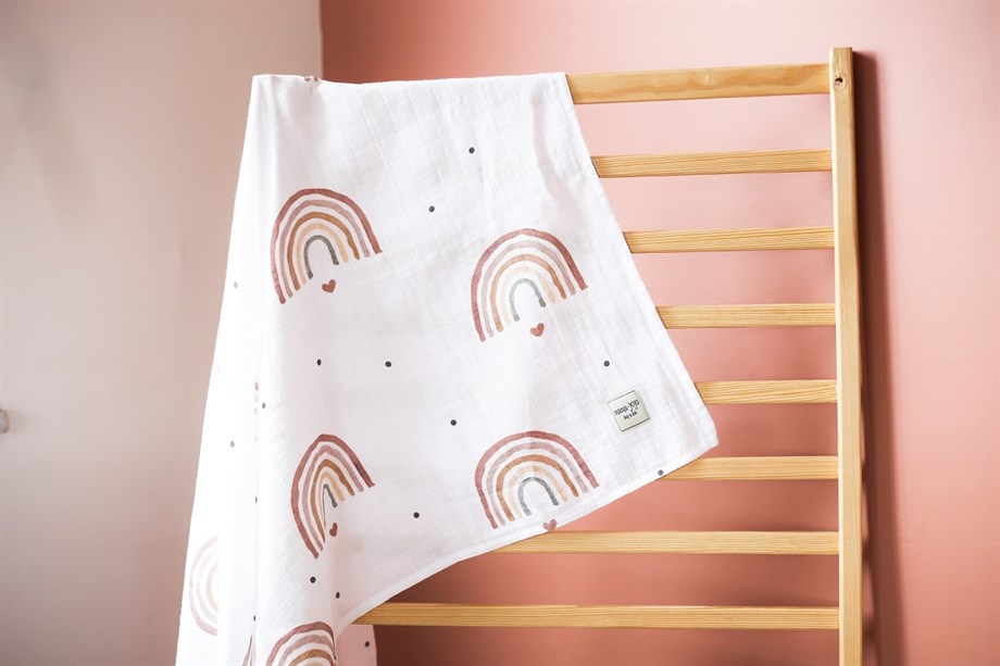 Çok Amaçlı Organik Müslin Örtü - %100 Pamuk New Rainbow  / Gökkuşağı - 120X120 CM