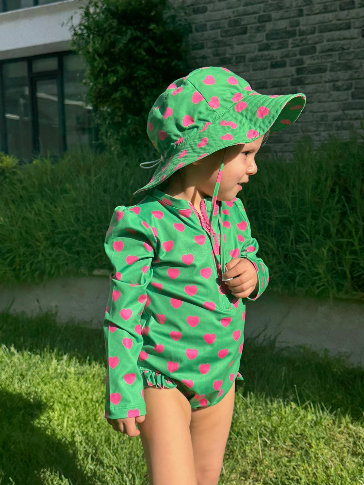 Önden Fermuarlı - Alttan Çıtçıtlı Mayo Kalpler Yeşil Pembe