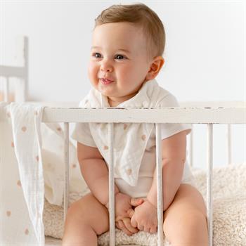 %100 Organik Müslin 
Üçgen Mama Önlüğü 
Çift kat Müslin Lale 