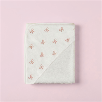 Başlıklı Kurulama Havlusu – %100 Pamuk 0-2 Yaş Fiyonk Nakışlı
