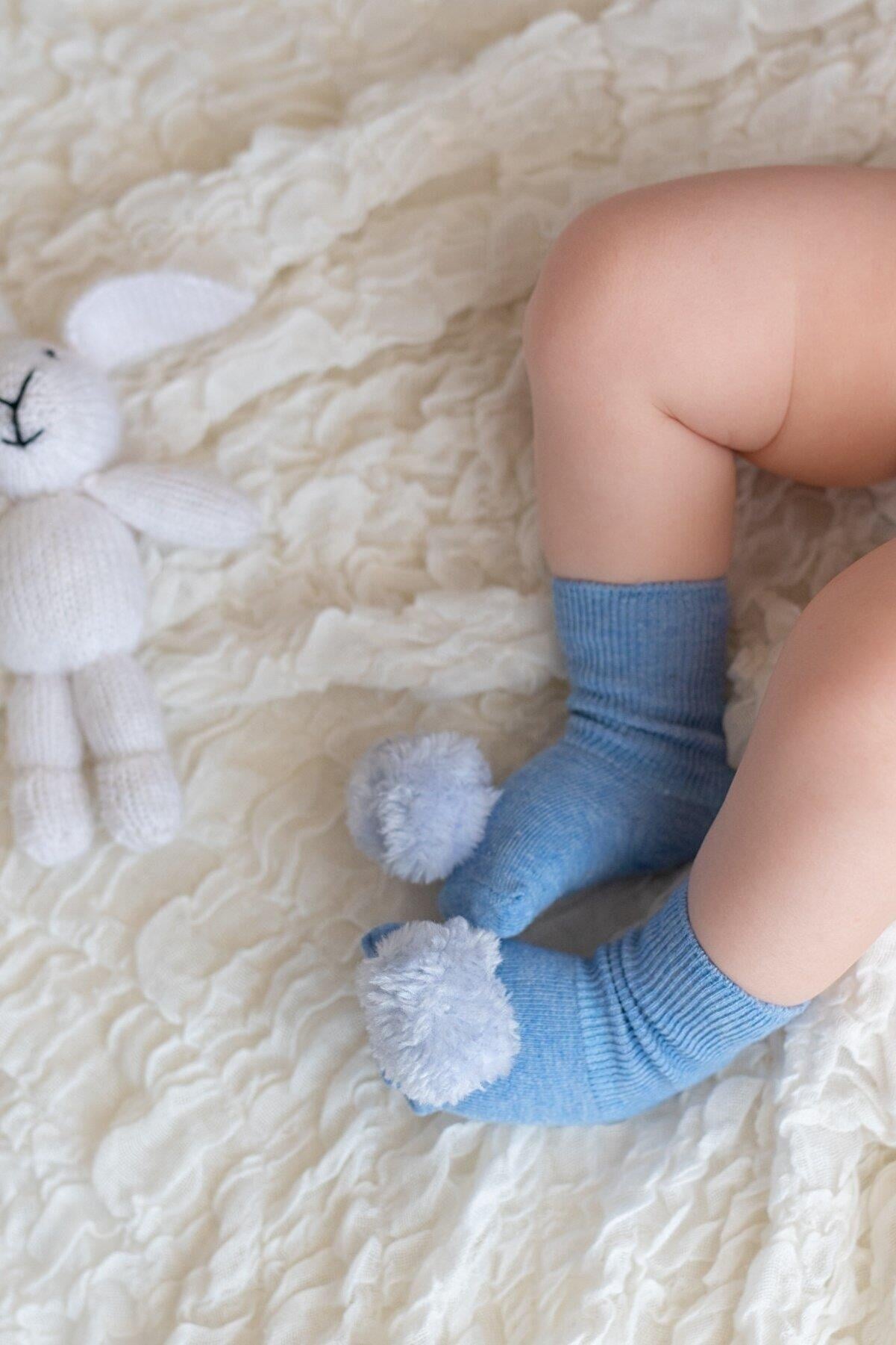  Nou Nou Mavi Unisex Bebek Peluş Ponpon Aksesuarlı Çorap