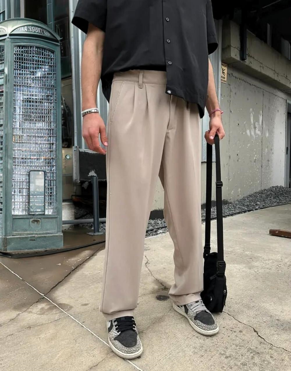 Baggy Fit Erkek Kumaş Pantolon KremBaggy Fit Erkek Kumaş Pantolon Krem