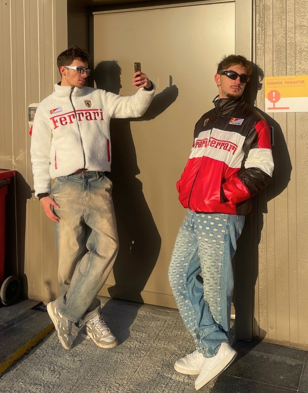 Oversize Çift Taraflı Ferrari Spor CeketOversize Çift Taraflı Ferrari Spor Ceket