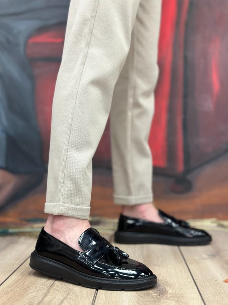 BA0005 Bağcıksız Yüksek Taban Klasik Rugan Kemerli Püsküllü Erkek AyakkabıBA0005 Bağcıksız Yüksek Taban Klasik Rugan Kemerli Püsküllü Erkek Ayakkabı