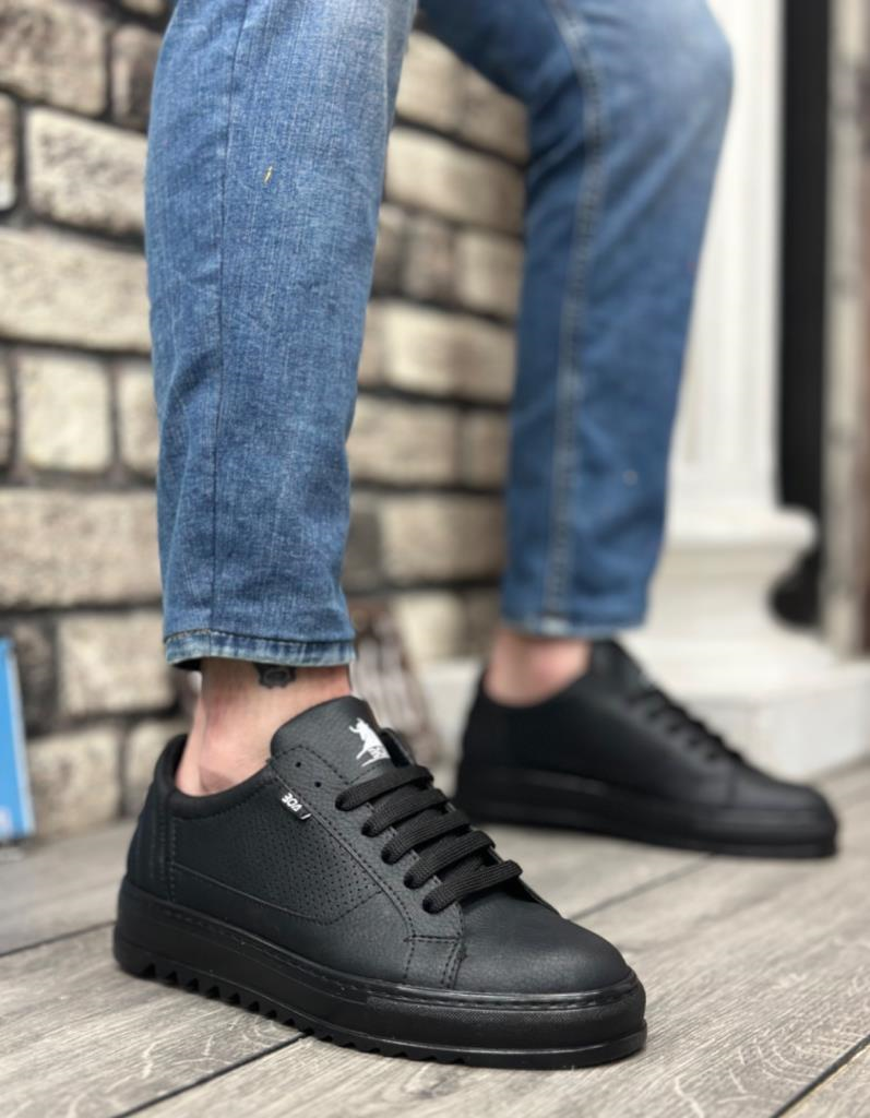 BA0323  Kalın Tırtık Yüksek Siyah Taban Siyah Bağcıklı Spor Erkek AyakkabıBA0323 BOA Kalın Tırtık Yüksek Siyah Taban Siyah Bağcıklı Spor Erkek Ayakkabı