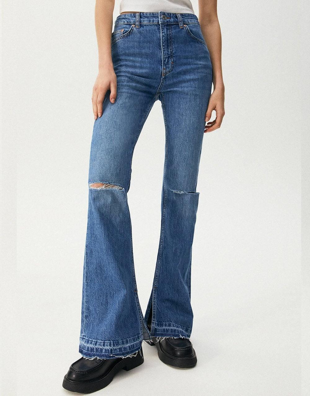 Bear Yırtık Detaylı Ispanyol Paça Comfort Fit Kadın JeanBear Yırtık Detaylı Ispanyol Paça Comfort Fit Kadın Jean