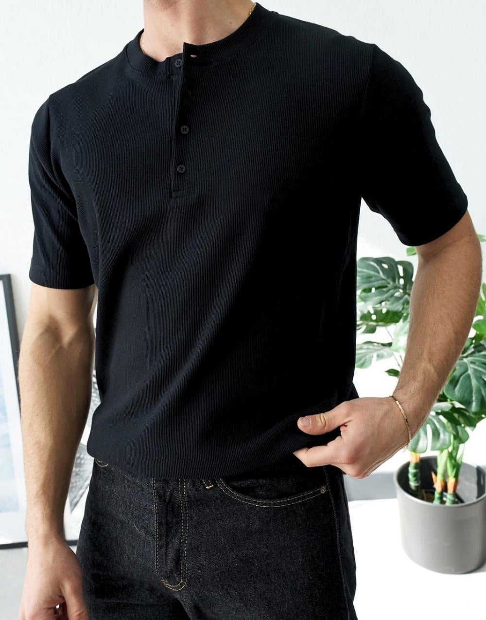 Erkek Siyah Fitilli Henley Yaka Basic Tişört