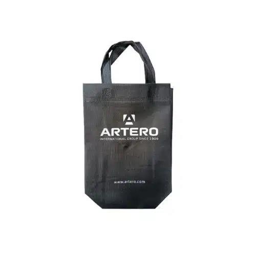 Artero Black Bag S (25 x 30 x 8 cm.) - A567