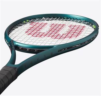 Wilson Blade 101L V9 Tenis Raketi 274 Gr. Kordajlı