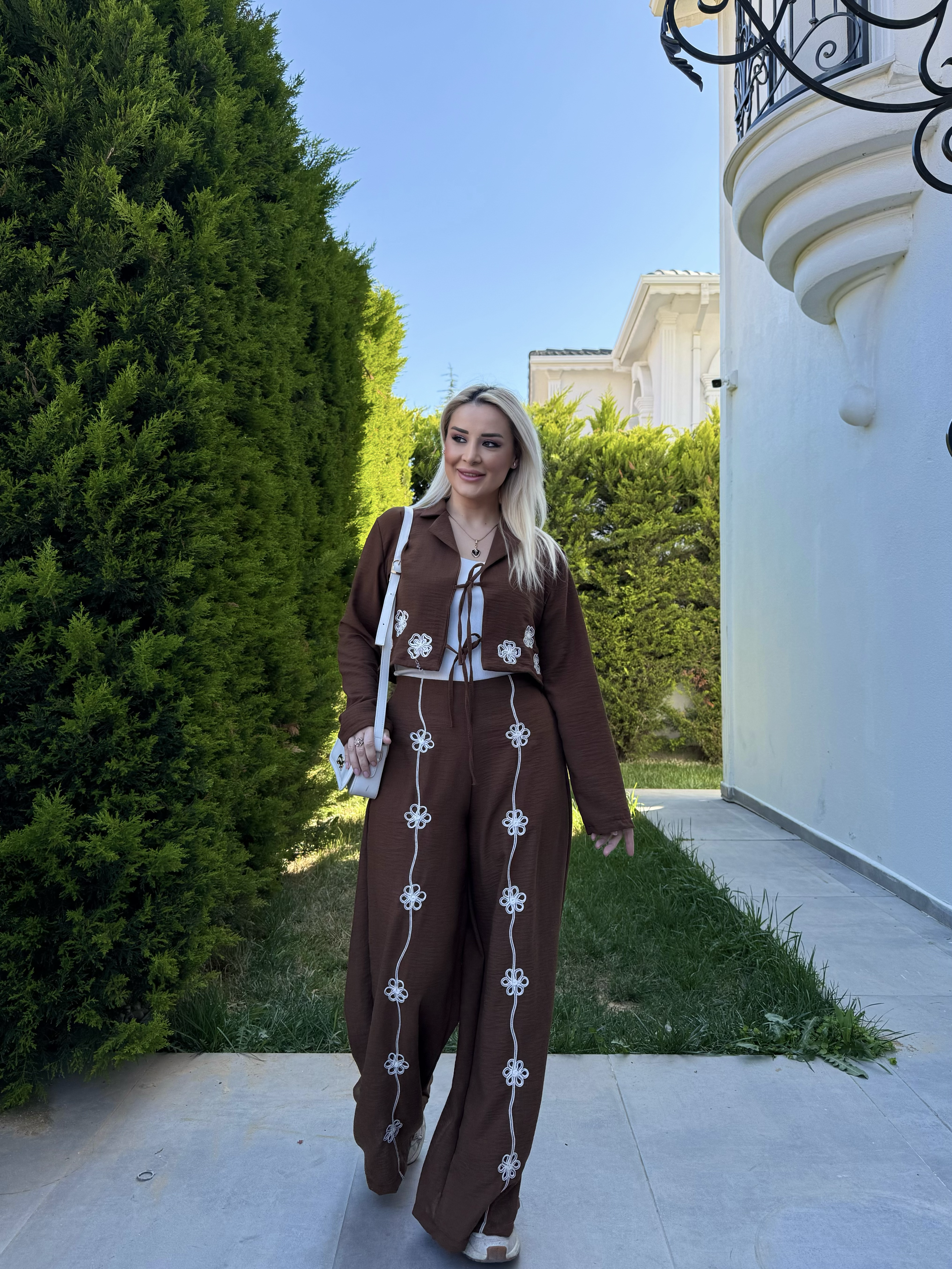 motifli takım kahve  150