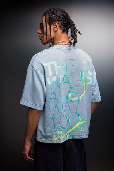 Erkek Açık Mavi The Walls Box Fit Yıkama Efektli Tshirt
