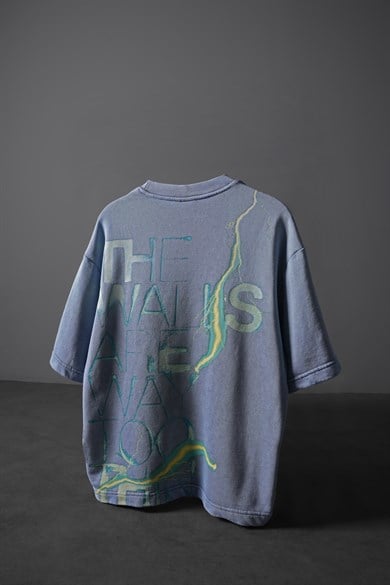 Erkek Açık Mavi The Walls Box Fit Yıkama Efektli Tshirt