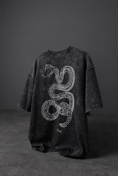 Erkek Antrasit Snake Nakışlı Özel Yıkamalı Kumaş Oversize Tshirt