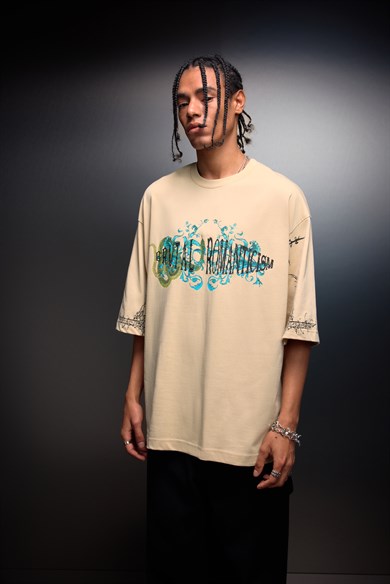 Erkek Bej Brutal Romaticism Baskılı Oversize Tshirt