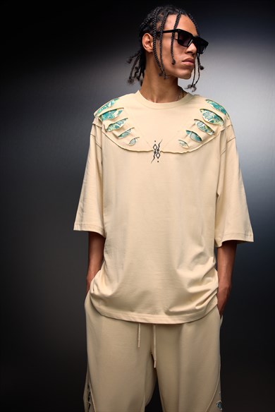 Erkek Bej Spine Efektli Baskılı Oversize Tshirt