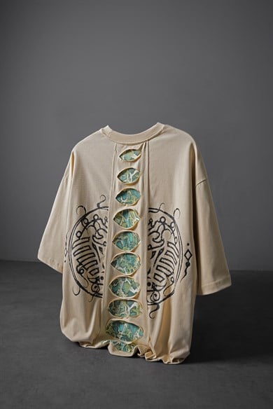 Erkek Bej Spine Efektli Baskılı Oversize Tshirt