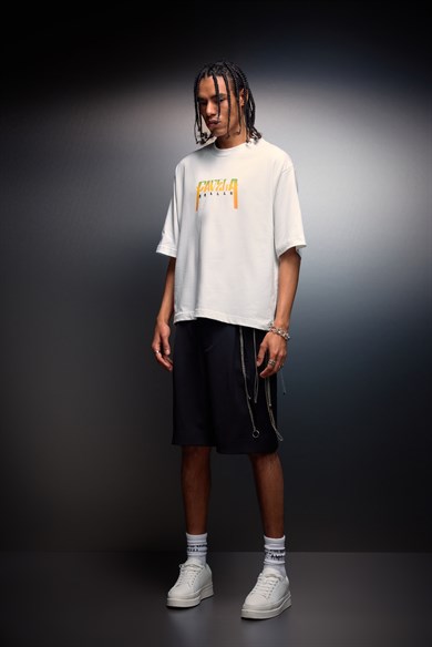 Erkek Beyaz Favela Baskılı Zımbalı Box Fit Tshirt