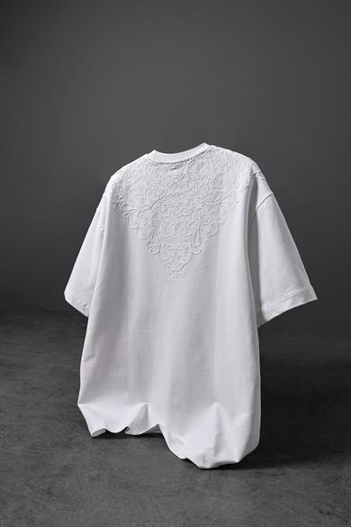 Erkek Beyaz Goodly Yaka Nakışlı Tona Ton Oversize Tshirt