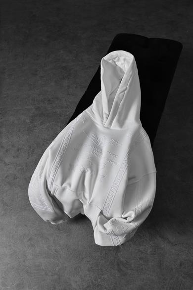 Erkek Beyaz Kabartma Baskı Kapüşonlu Oversize Sweatshirt