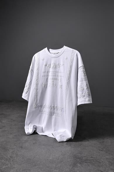 Erkek Beyaz Kabartma Baskı Oversize Tshirt