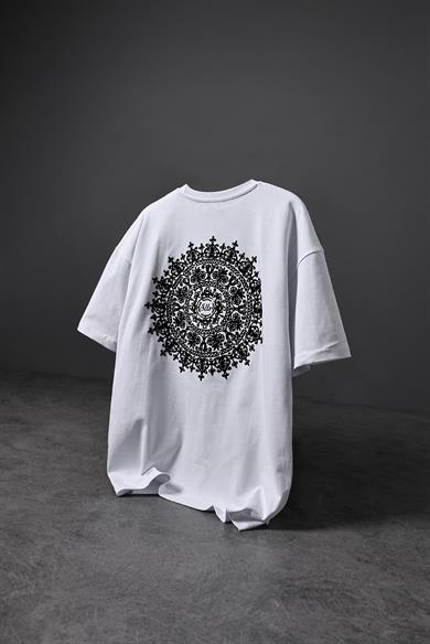 Erkek Beyaz Omuz ve Sırt Nakışlı Oversize Tshirt