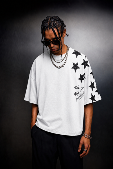 Erkek Beyaz Permission Aplike Nakışlı Oversize Tshirt
