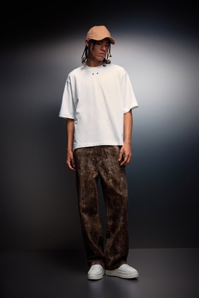 Erkek Beyaz Sharp Sin Kabartma Baskılı Box Fit Tshirt