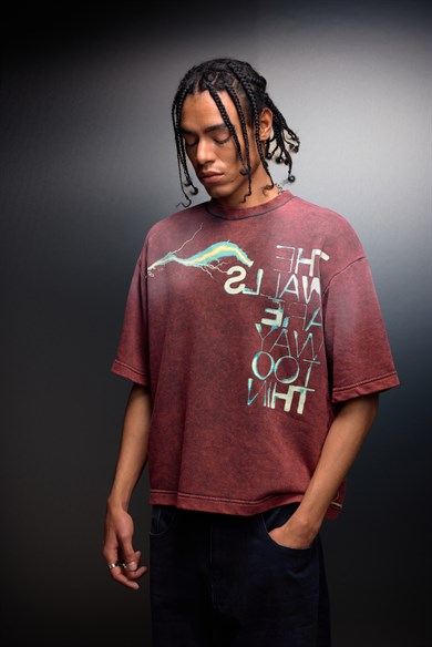 Erkek Bordo The Walls Box Fit Yıkama Efektli Tshirt