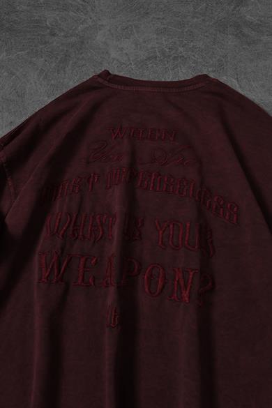 Erkek Bordo Whats Your Weapon? Nakışlı Özel Yıkamalı Oversize Tshirt