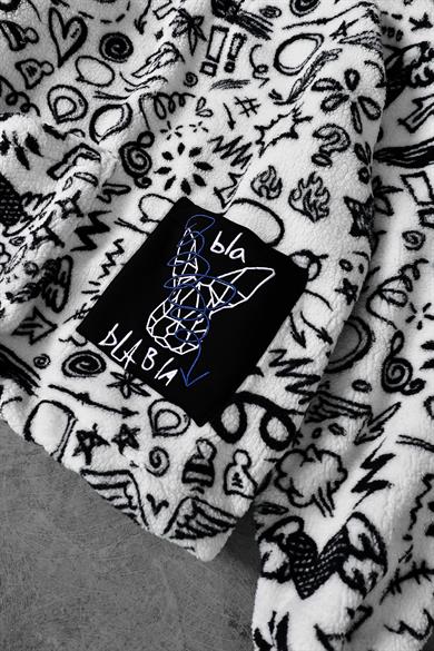 Erkek Ekru Desenli Patchli Yarım Fermuar Oversize Peluş Sweatshirt