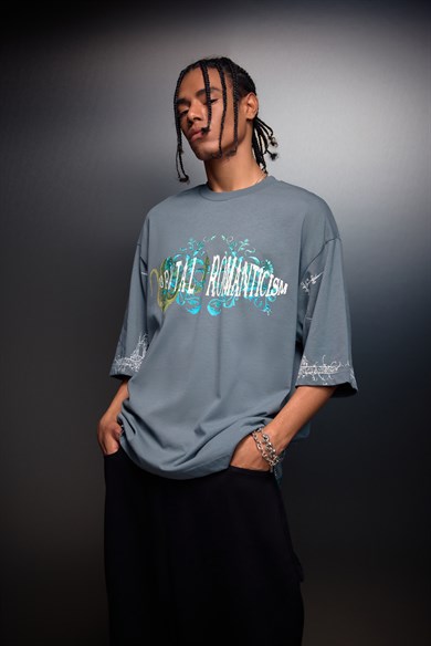 Erkek Füme Brutal Romaticism Baskılı Oversize Tshirt