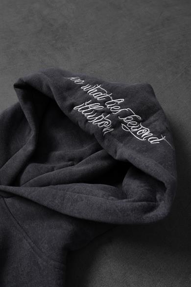 Erkek Füme İllusion Nakışlı Patchli Yıkamalı Oversize Kapüşonlu Sweatshirt