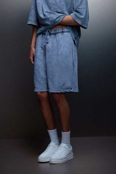 Erkek Gri Basic Yıkama Efektli Diz Üstü Şort