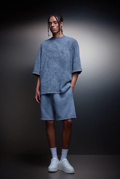 Erkek Gri Basic Yıkama Efektli Diz Üstü Şort