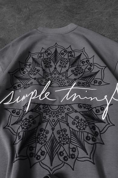 Erkek Gri Simple Things Nakışlı Oversize Tshirt