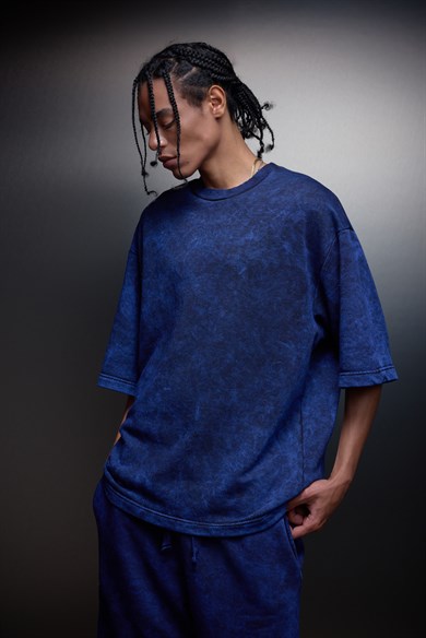 Erkek İndigo Oversize Yıkama Efektli Basic Tshirt
