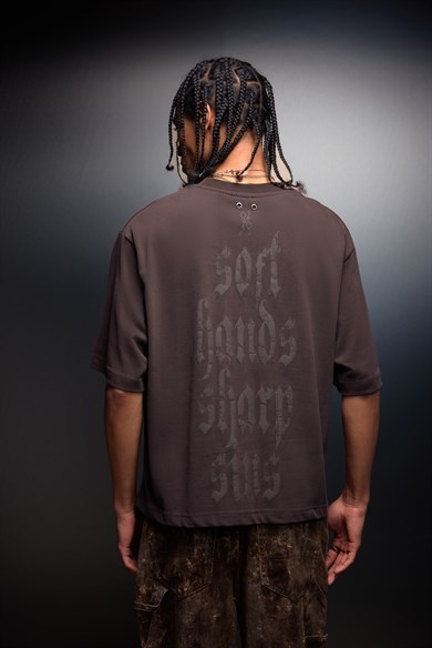 Erkek Kahverengi Sharp Sin Kabartma Baskılı Box Fit Tshirt