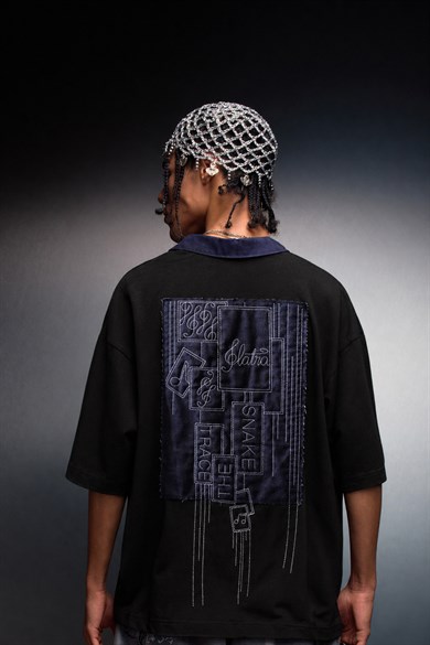 Erkek Siyah Bite Back Yaka Detay Box Fit Tshirt