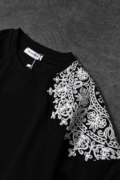 Erkek Siyah Omuz ve Sırt Nakışlı Oversize Tshirt