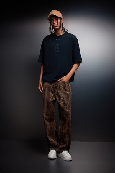 Erkek Siyah Sharp Sin Kabartma Baskılı Box Fit Tshirt