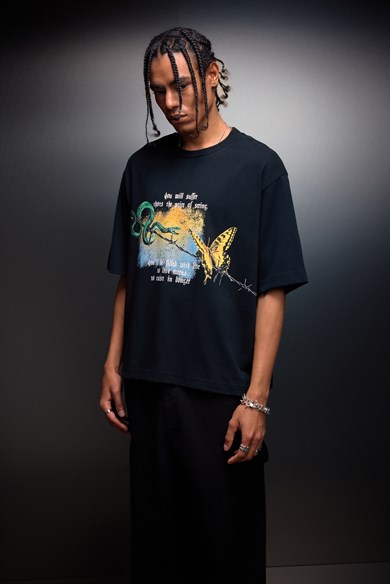 Erkek Siyah Versus Box Fit Tshirt