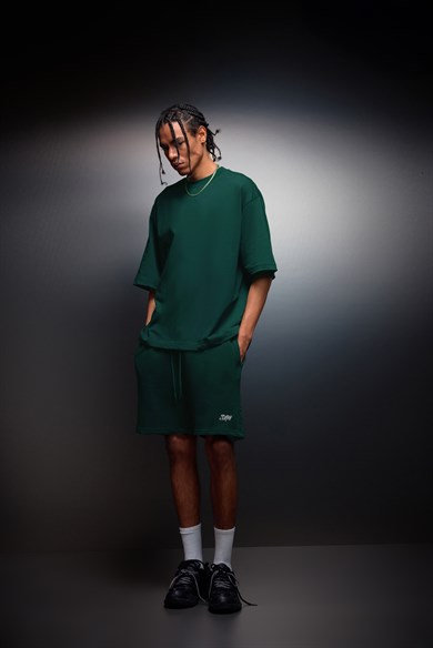 Erkek Slatra Yeşili Basic Nakışlı Diz Üstü Şort