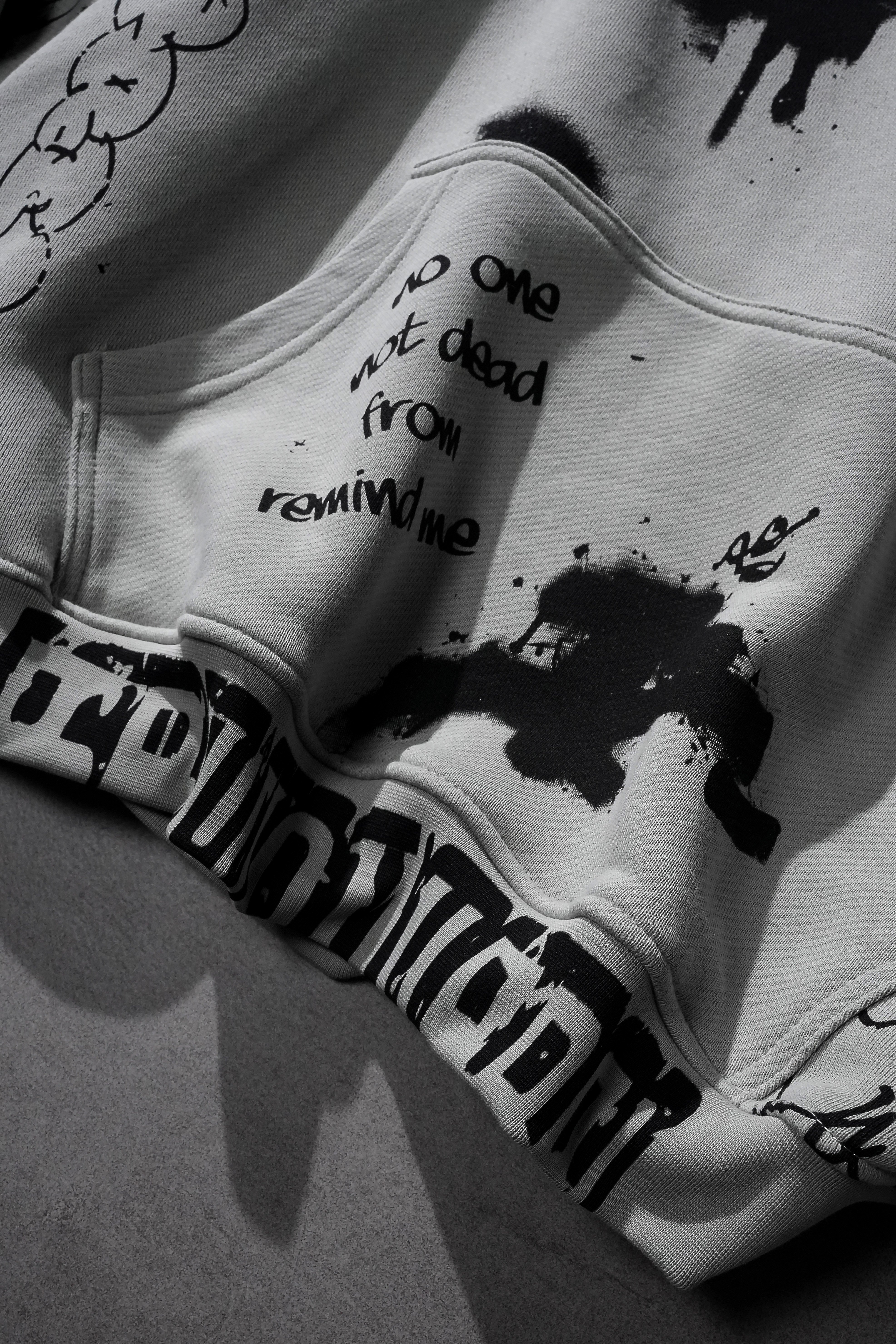 Erkek Gri S Grafiti Oversize Hoodie · 4